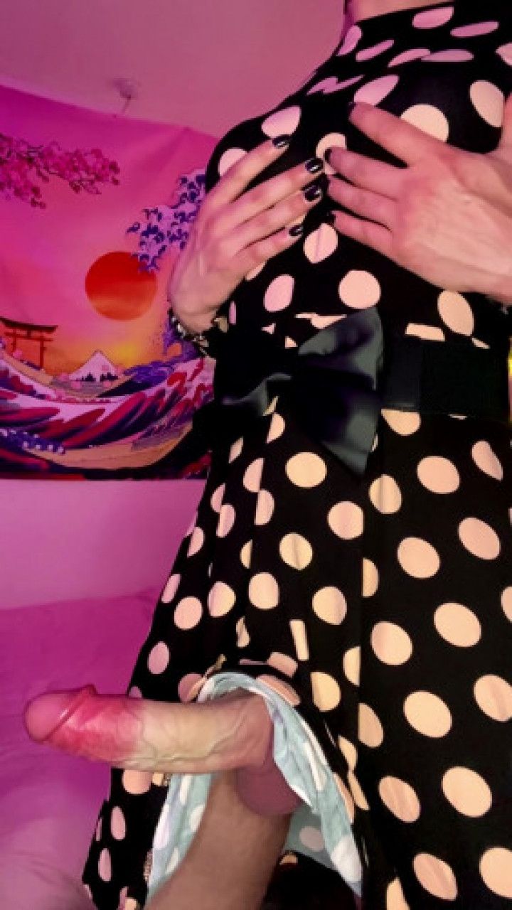 Busty Pin Up step-Mommy Jerks Massive Cock &amp; Shoots Ropes