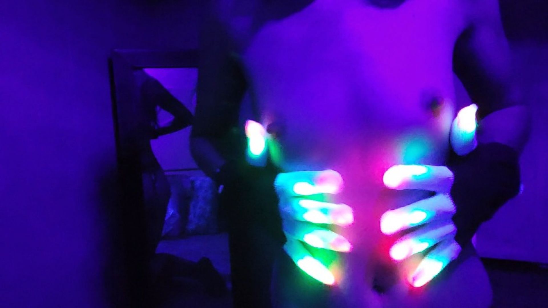 Trying my New Light Up Gloves