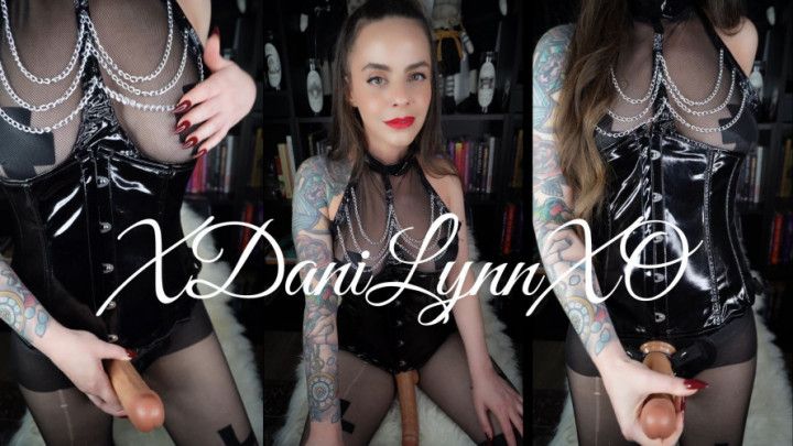 Suck step-Mommys Cock