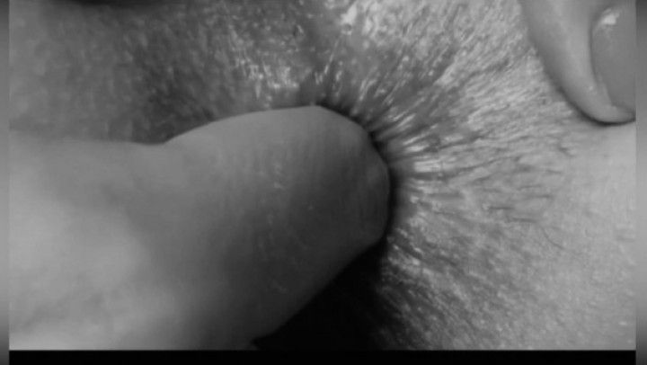 CLOSE UP ANAL PLAY ASSHOLE DEEP FINGER