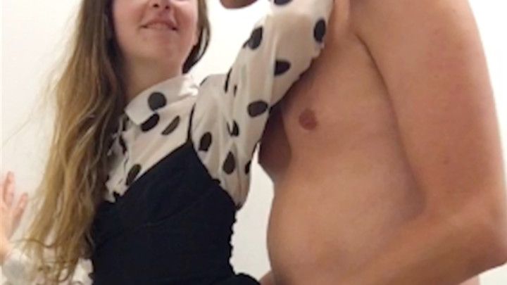 26 - HARDCORE CHANGING ROOM