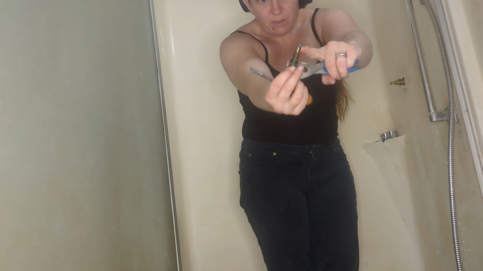 SFW - Fixing shower faucets