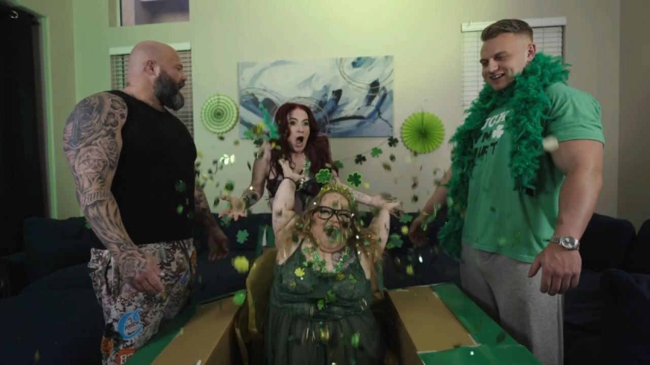 MIDGET LEPRECHAUN- mobile friendly