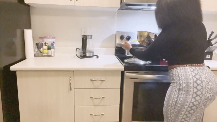 Cooking Show with Sexy Big Ass Chef