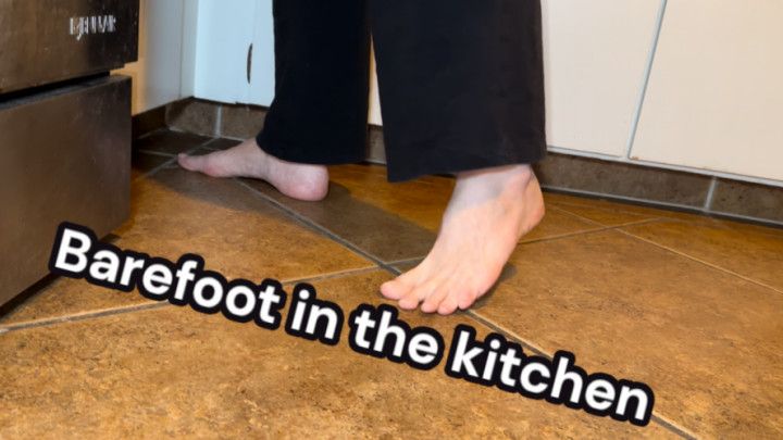 Brianna Kelly Barefoot in the Kitchen