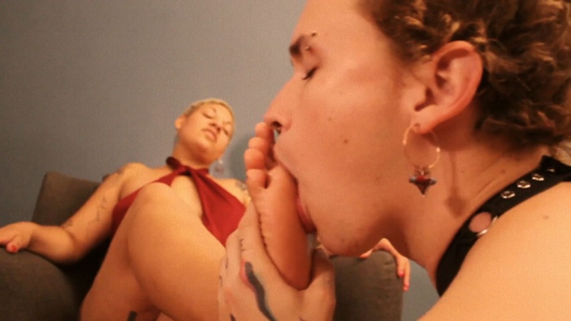 Earned- T4T Femme Foot &amp; Heel Worship D/s Scene