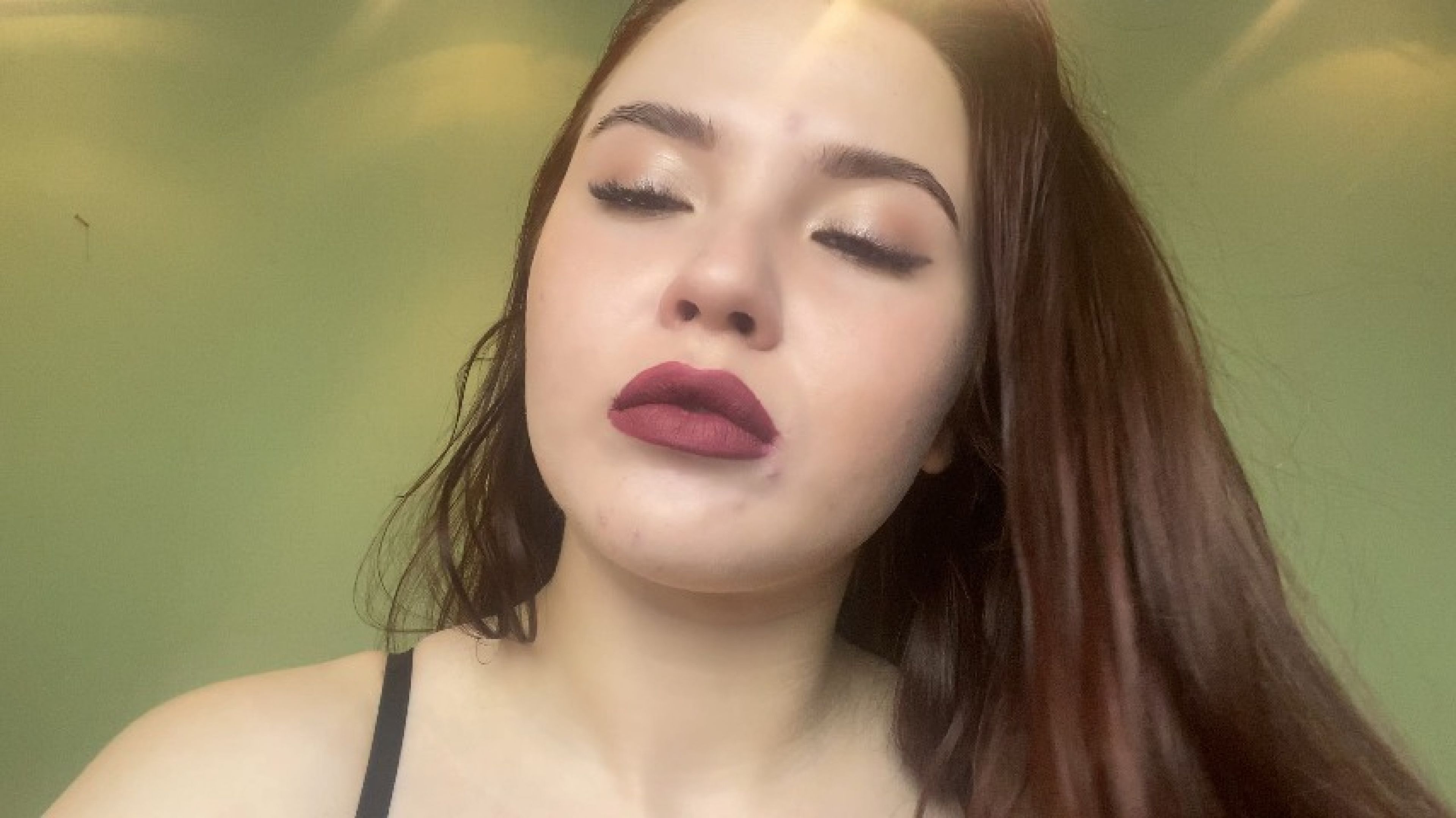 lip and clit fetish 4k