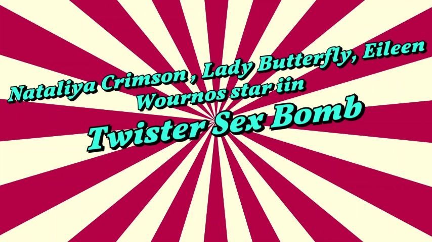 Naked Twister Sex Bomb