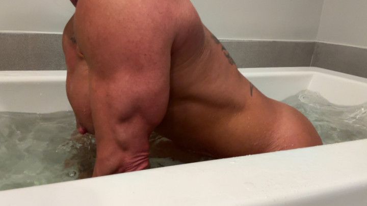 Kandys Intense Shower Masterbation