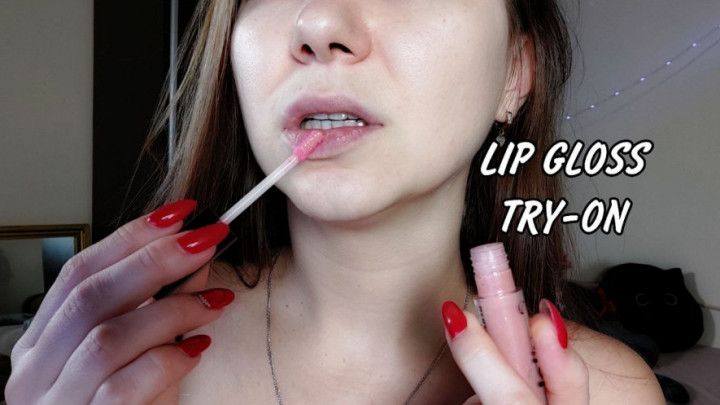Lip Gloss Swatch Test - Soft Close-Up
