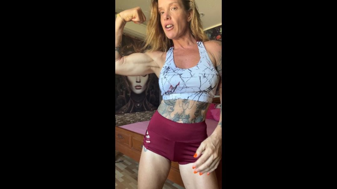 Full body/ muscle worship including JOI and stinky feet