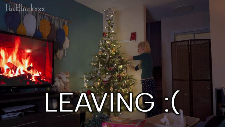 Monday Vlog Putting Up My Xmas Tree