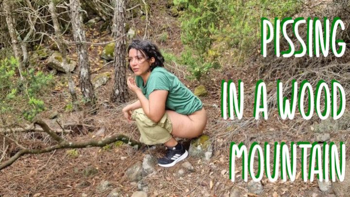 I pee in a mountain forest