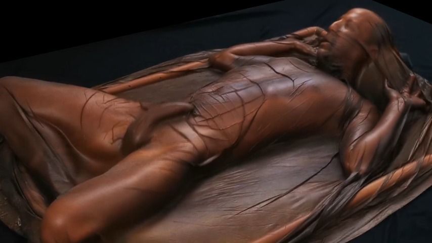 Vacuum packed in a thin latex membrane