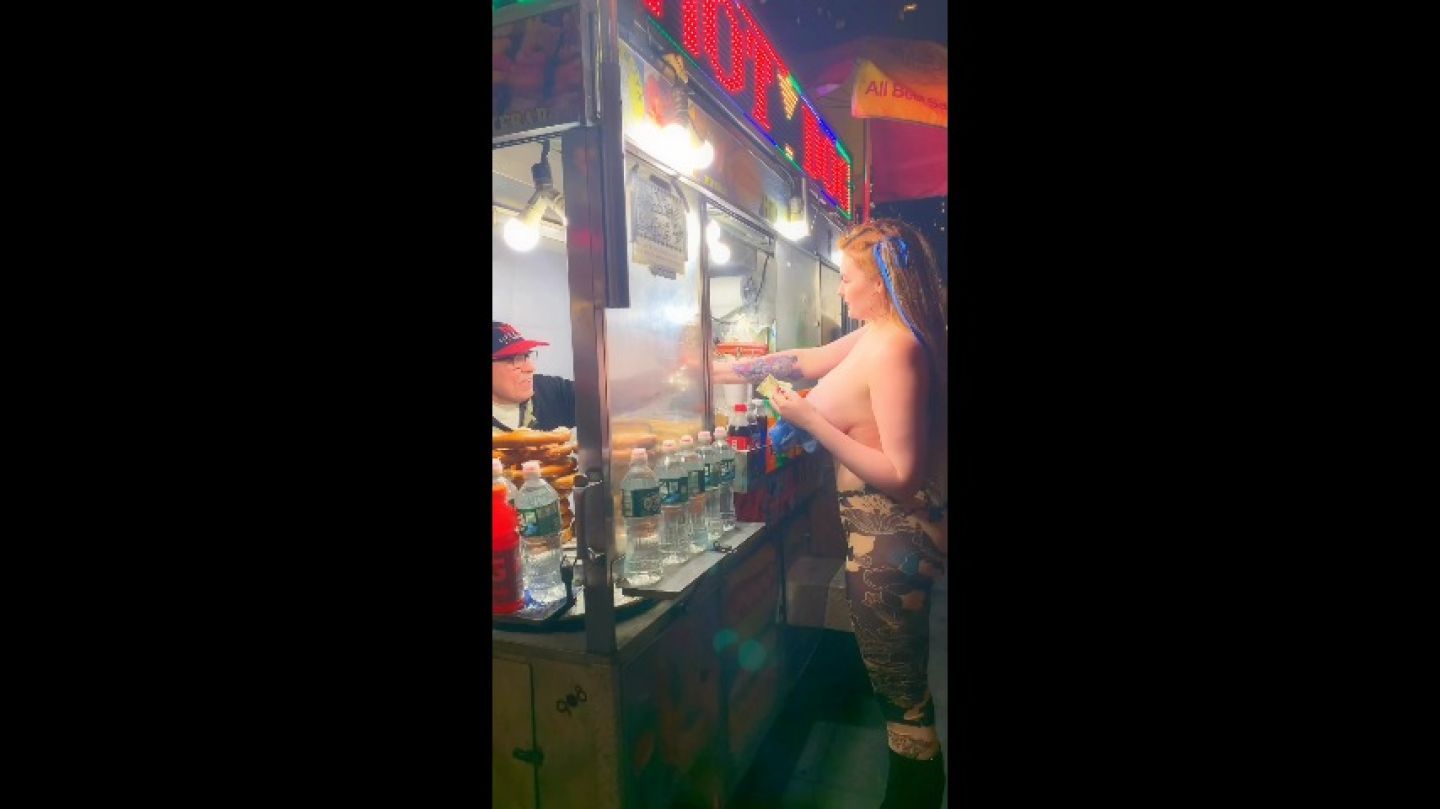 Topless in NYC &amp; Pussy flashing
