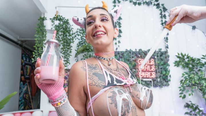Milk Cow Anal w/ Gia Lov3ly