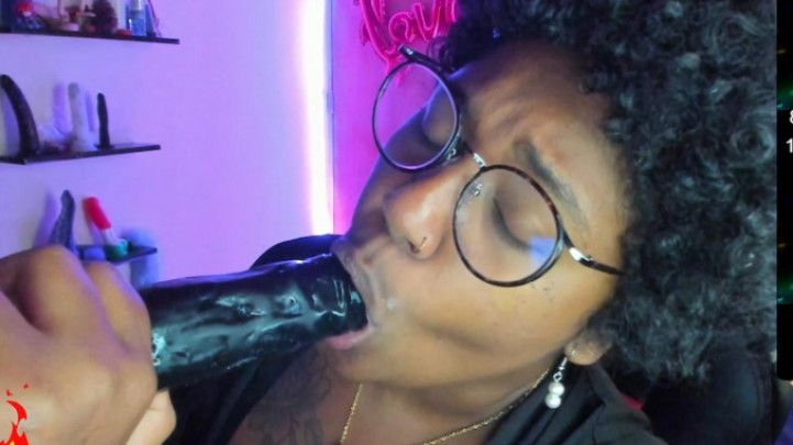 Sucking tits and cock// Nipples play