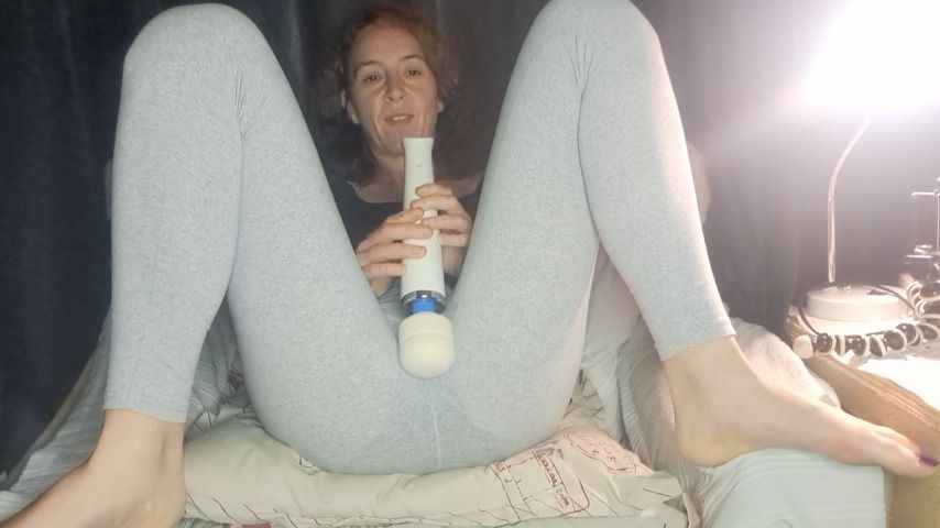 my first time with Hitachi with my leggings on...for now