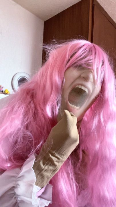 Pantyhose Magic Transformation // Doll Clothes &amp; Wig Try-On