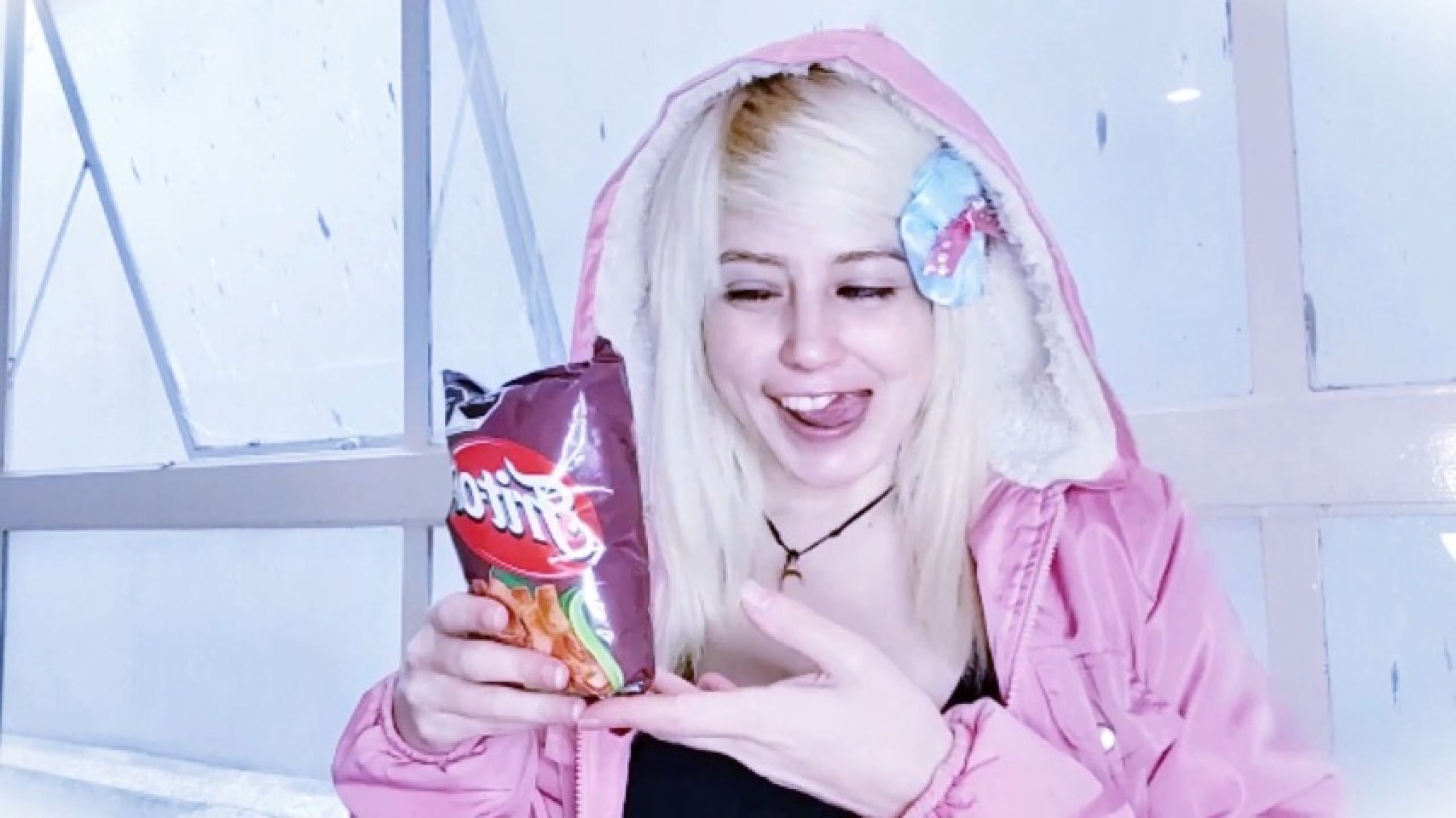 Chipotle chips ASMR + Ahegao