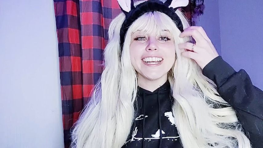 my black rabbit headband + hair brush + talking w u