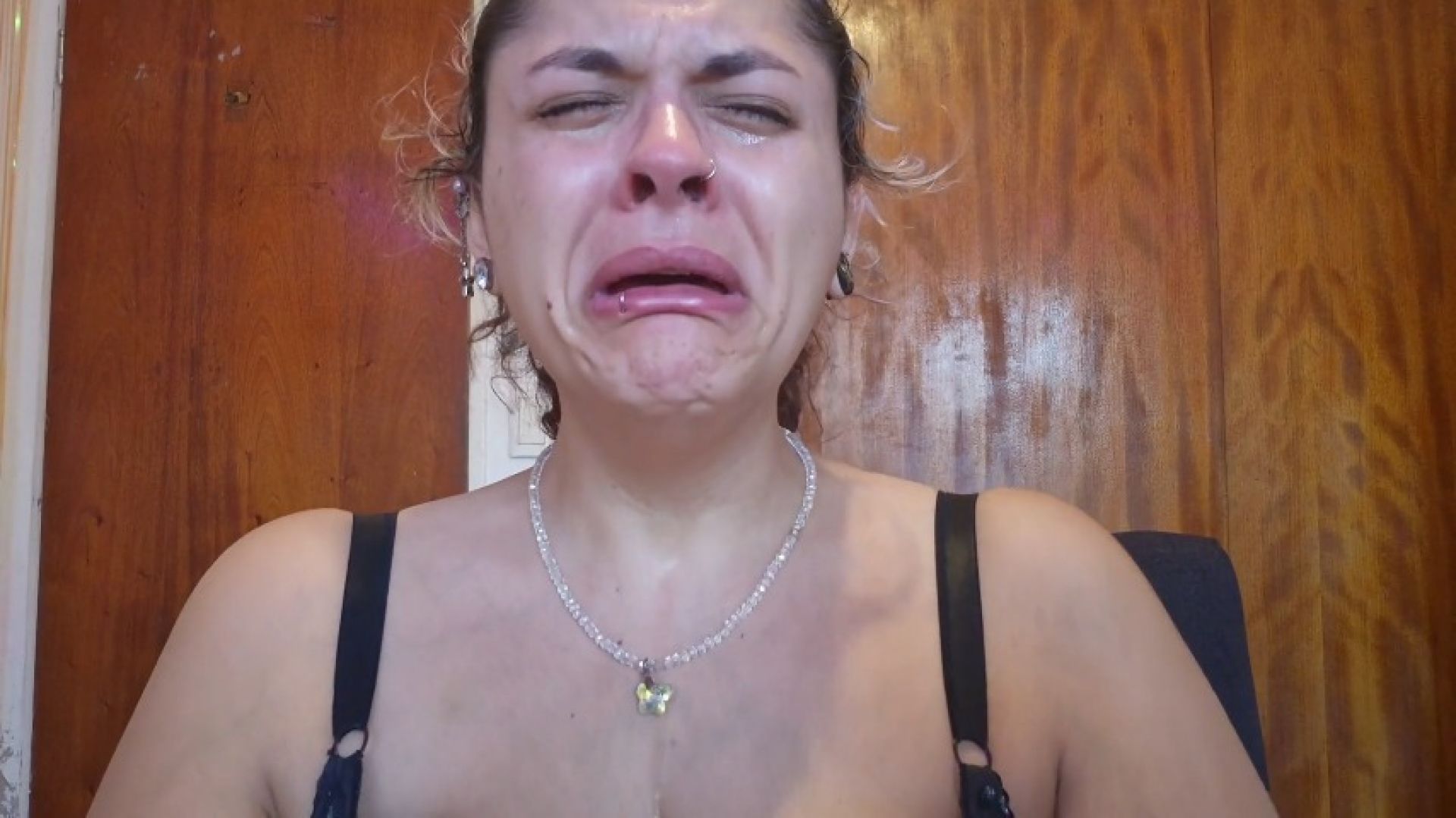 WOMAN INTENSE CRYING