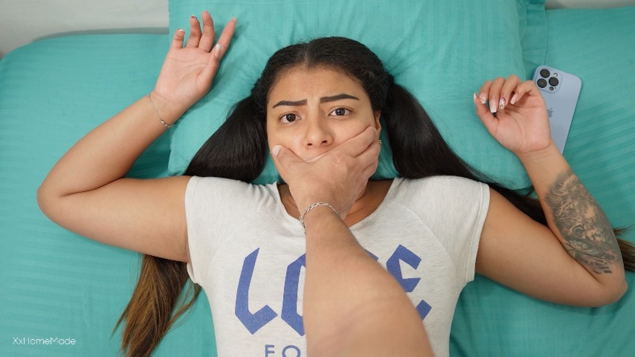 Shh shh DON'T SCREAM! - STEPBRO fucks his STEPSIS