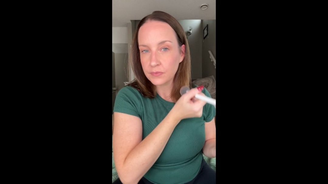 5 Minute Makeup - 40 year old woman