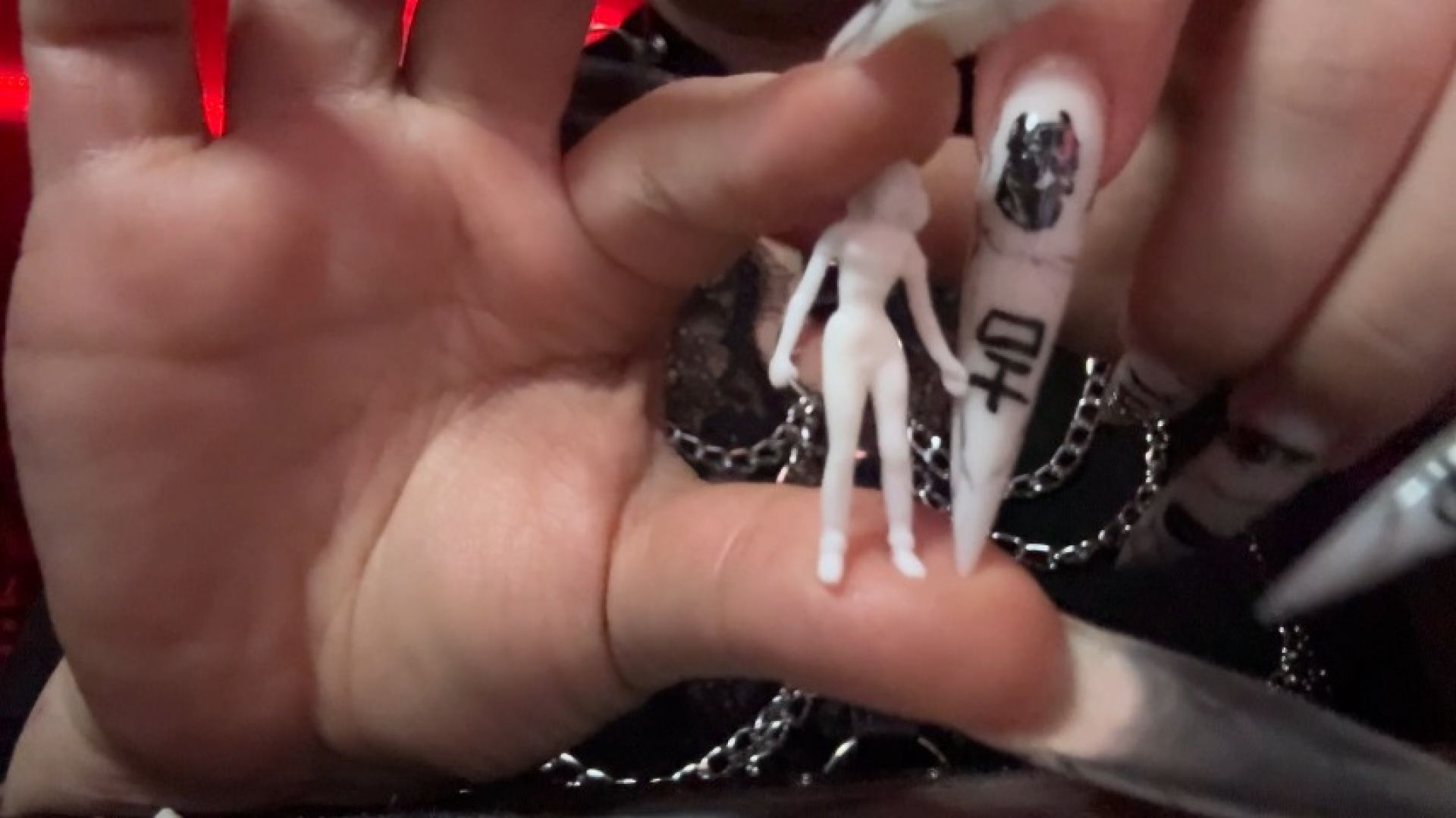 Little people and giant mistress