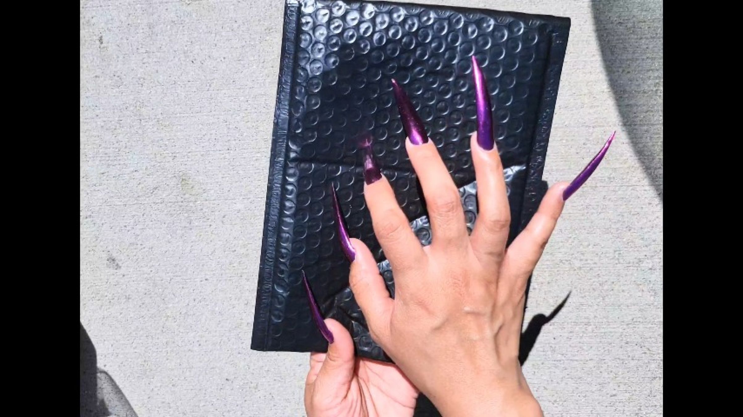 XL Long Purple) Nails Clawing/Scratching Envelope