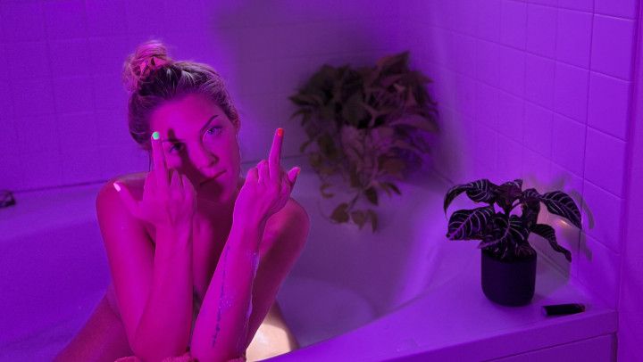 SavvySuxx - aesthetic bathtub blowjob &amp; facial