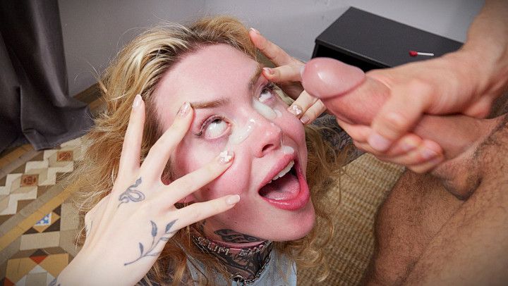 Crazy white girl wants cum in her eyes