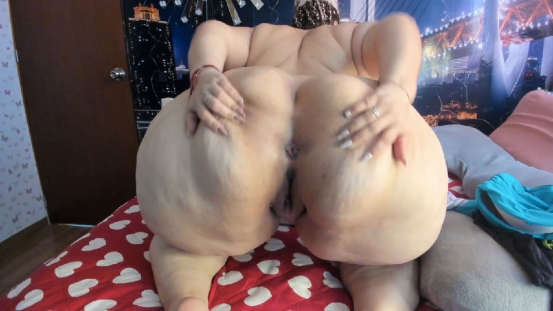 BBW asshole worship, my big ass clapping and spreading