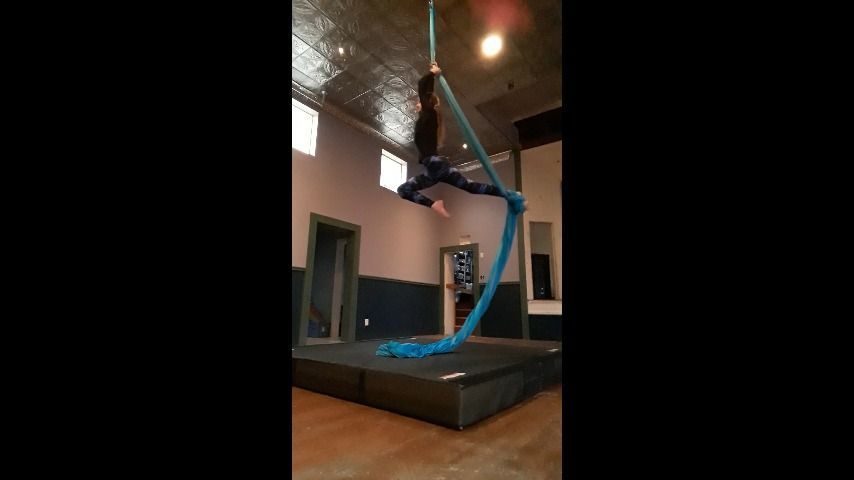 The Scorpion, Aerial Acrobatics