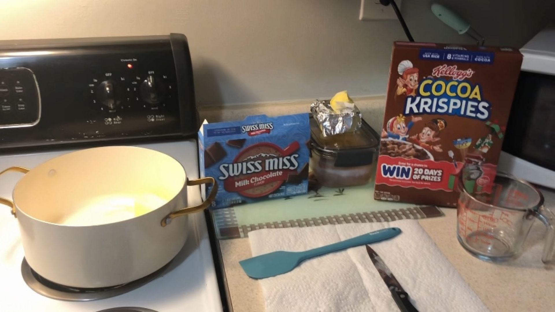 CoCo Krispies Treat by Split Peach