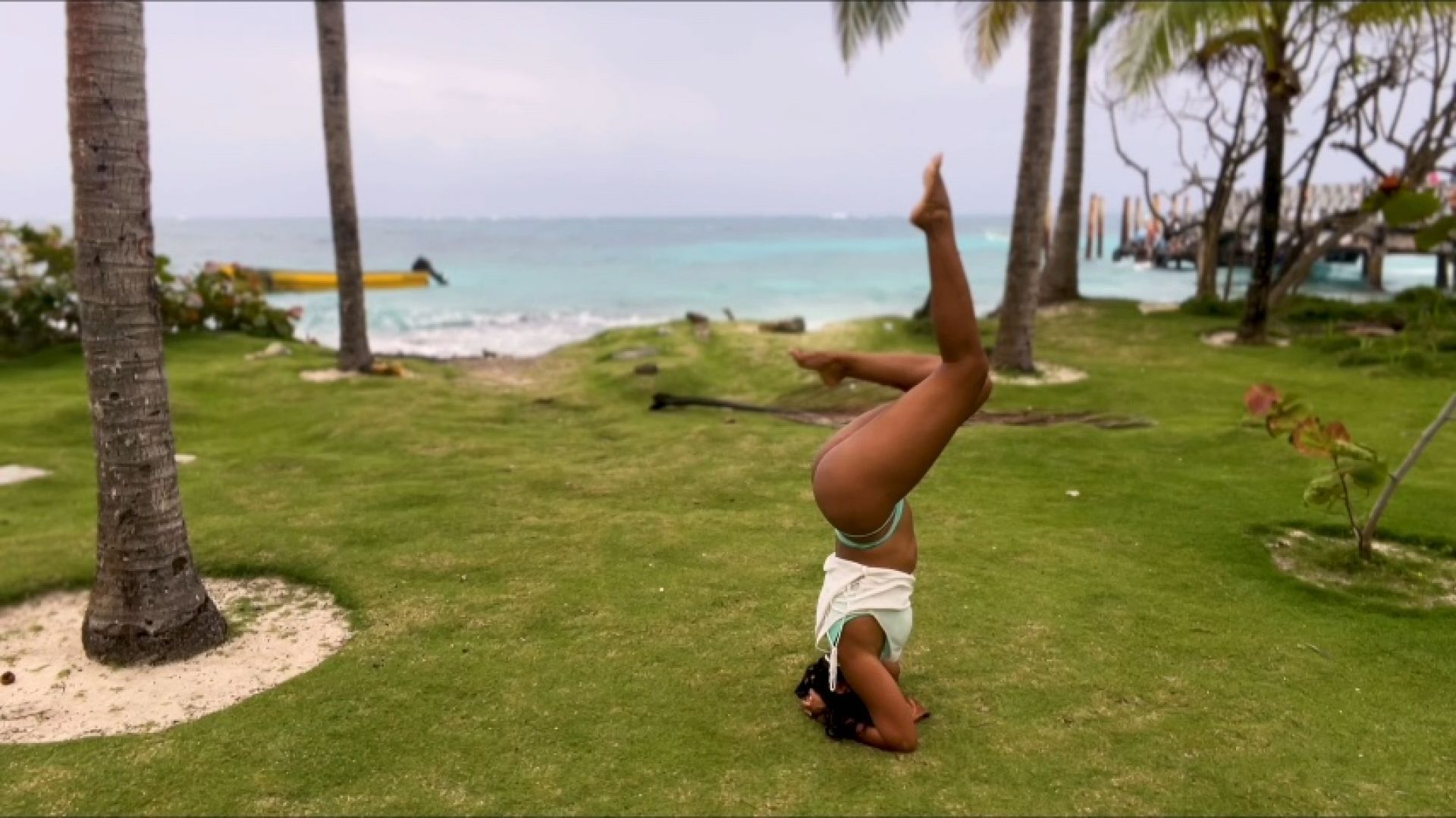 Mommy Yoga By The Beach