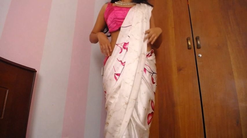 Indian Saree and strip - 20 min play