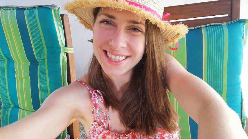 I am Cat_on_show, your girl next door