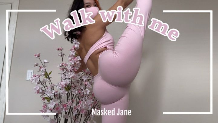 3-Walk with me | Pink jumpsuit | 4 11 half Asian