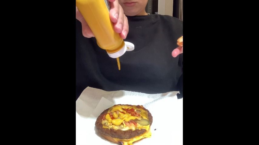 FREE Watch me eat a burger