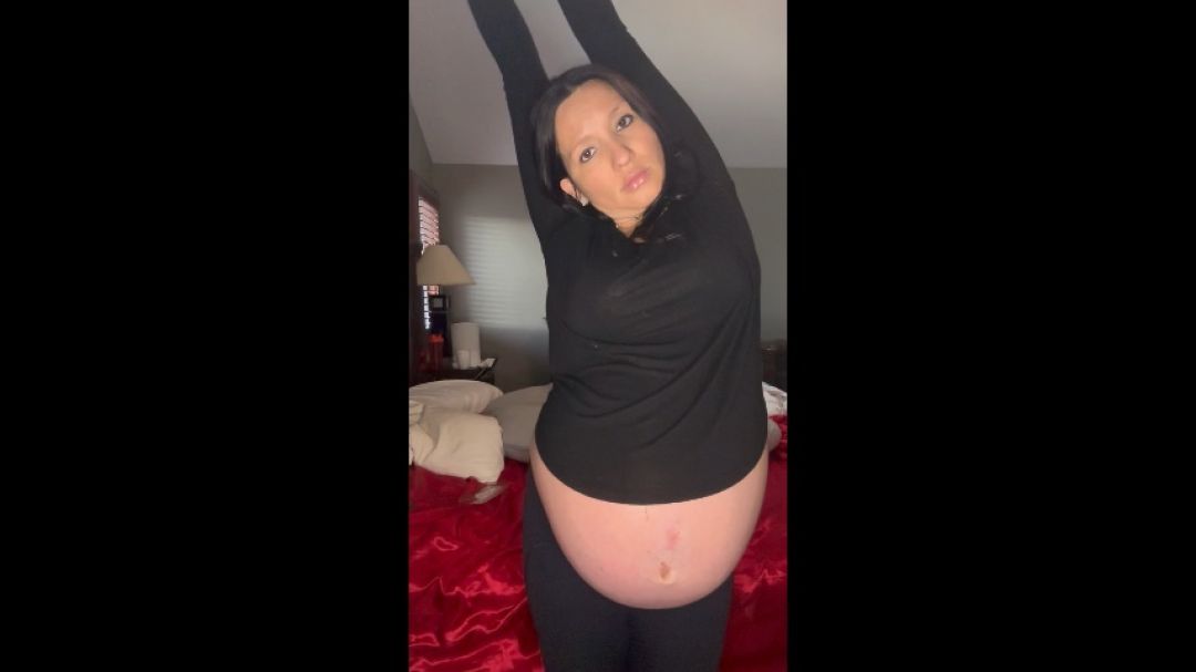 Pregnant Belly Show off,  Shirt Roll, Belly Ring Try on