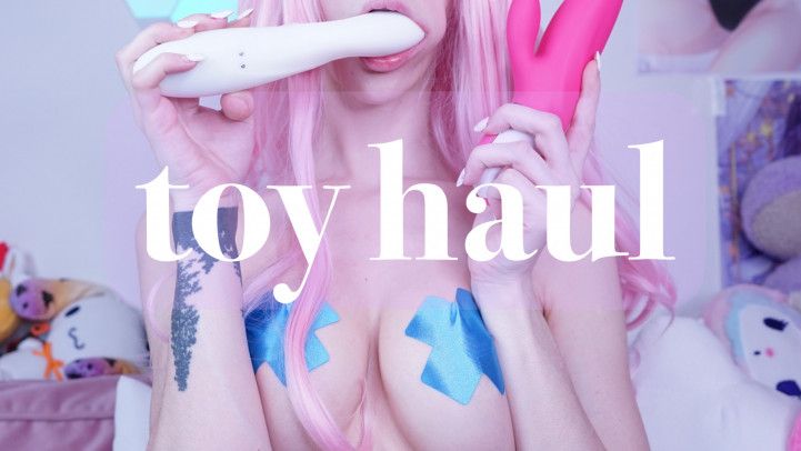 Toy Haul - 6 diffrent toys 2 holes 4K