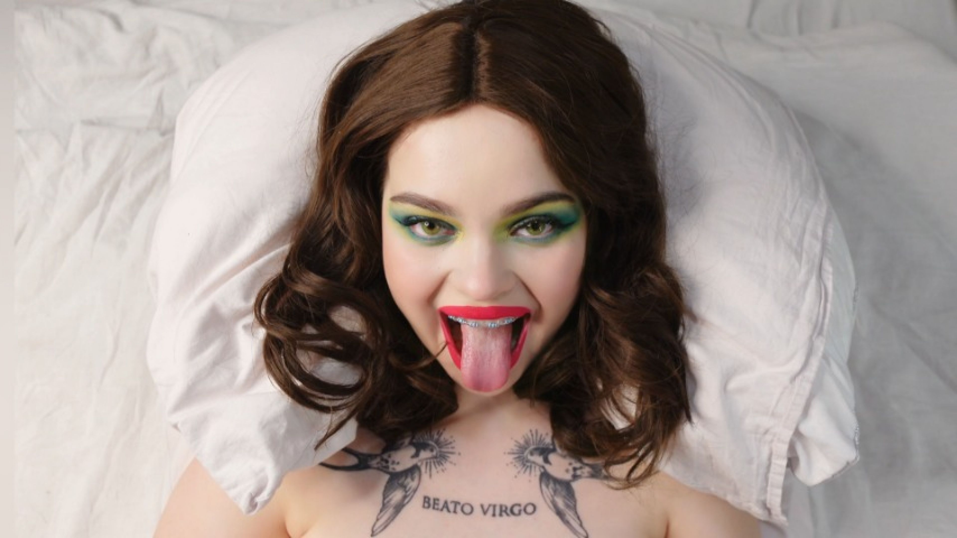 4K FACE FETISH | GREEN MAKE UP &amp; LENSES