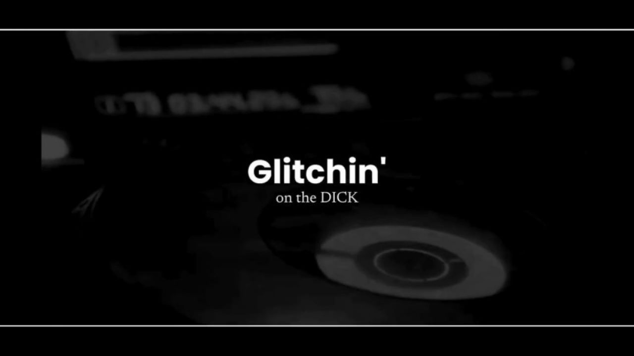 Throat Glitch - Lyric Video by MoanElisa