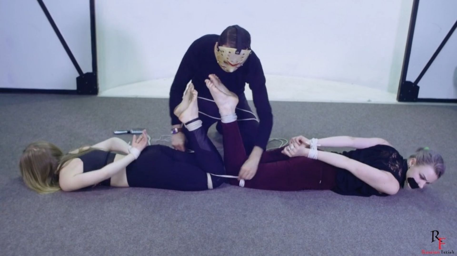 Bad business for the detectives - Fetish movie