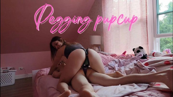 Pegging cup