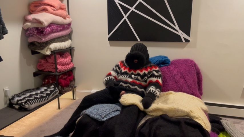 Heavy layered sweater sissy