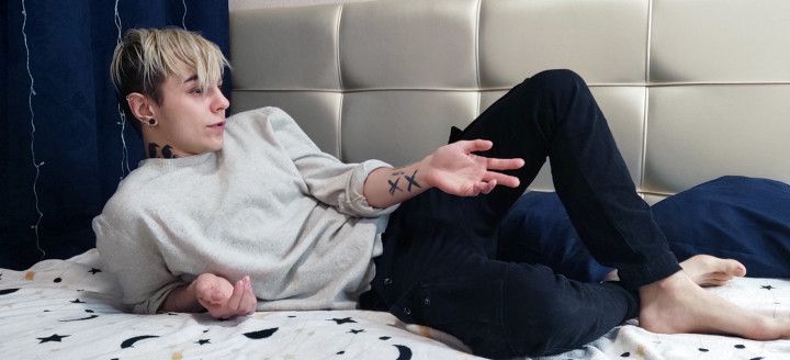 Long winter evening with vibrators and cam