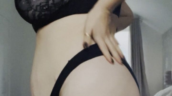 Milf Strip Tease And Body Show Off