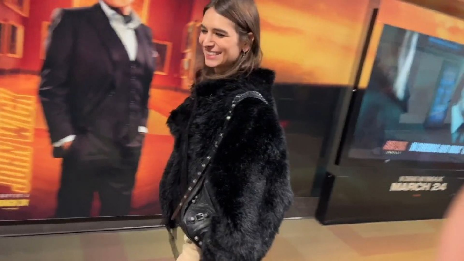 I Met This Stunning Trans Girl On The Subway in London